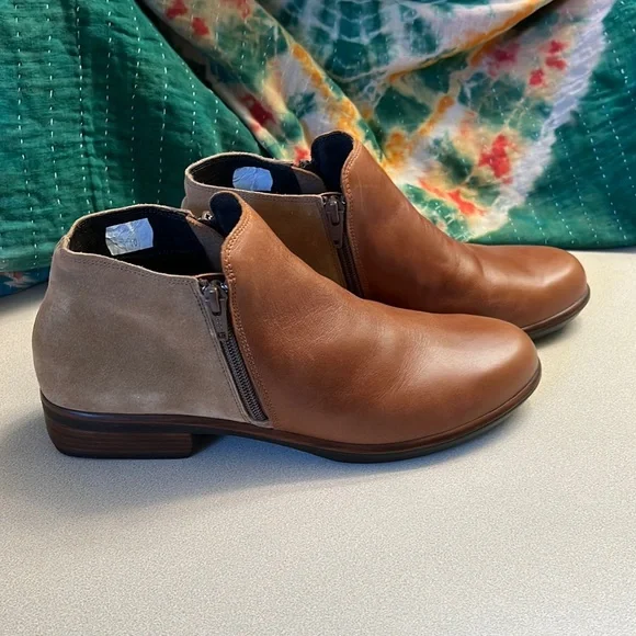 Naot Shoes Womens Naot Helm Maple Brown Leatherdesert Suede